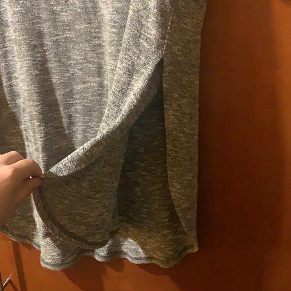 Long Top - Picture 3 of 3